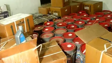 Fake engine oil manufacturing unit busted at Jagatpur in Cuttack
