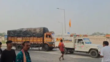 Irate farmers block road in Odisha’s Sambalpur alleging irregularities in paddy sale