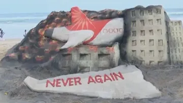 Sudarsan Pattnaik pays tribute to Ahmedabad Air India plane crash victims with moving sand art