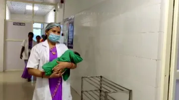 Odisha woman gives birth to 5.5 Kg baby girl without surgery
