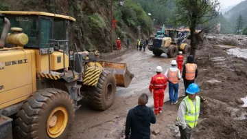 17 killed, 33 missing in torrents, landslides in China