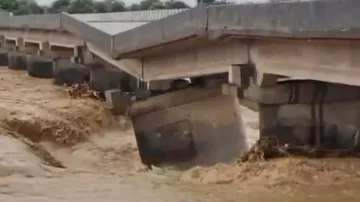 Heavy rains disrupt rail traffic in Jammu region, 18 trains cancelled