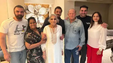 'Saat pheras before nikaah': Salim Khan opens up on marriage with Salma, family’s beef-free rule