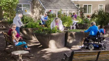 Gardening can make old people stay more healthy