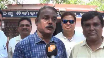 As battle of ballot inches closer, 'fight' between political parties hit fever pitch