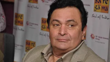 FIR filed against Rishi Kapoor for posting 'indecent' image on twitter