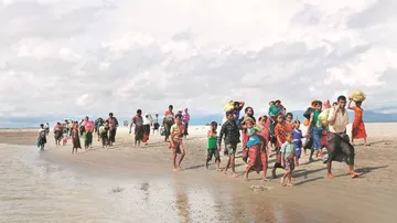 Toll climbs to 34 in Rohingya boat capsize in Bangladesh