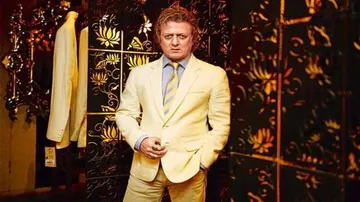 Rohit Bal arrested after quarrel with neighbour