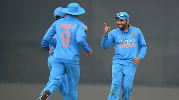India defeats Sri Lanka by 141 runs to square ODI series
