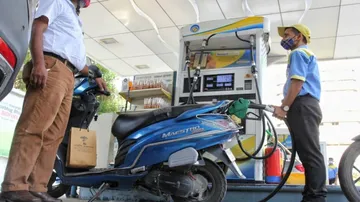 Petrol Prices Cut By Rs 8/Litre In Delhi