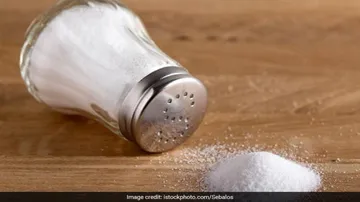 Moderate salt intake not as bad as earlier thought: Study