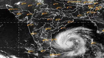 Cyclone Amphan landfall: 5 models change landfall place to West Bengal