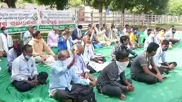 Attack On Media: Nabanirman Krushak Sangathan Launches ‘Satyagraha’ In Odisha