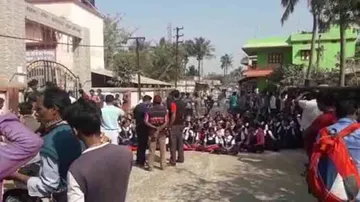 Students stage dharna protesting teacher's transfer