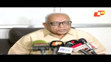 Jaitley’s lunch with Naveen irks Congress