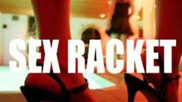 12 Thai women arrested from two spas