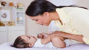 Singing lullabies may help ease post-natal depression