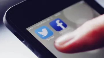 Social media stress can lead to internet addiction: Study