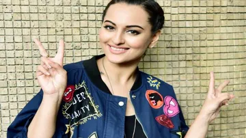 Unforgettable experience: Sonakshi on meeting soldiers