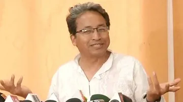 Education's emphasis must shift from 3Rs to 3Hs: Sonam Wangchuk at Odisha Knowledge Hub
