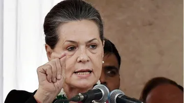 Sonia Asks BJP To Follow 'Rajdharma', Protect Farmers' Interest