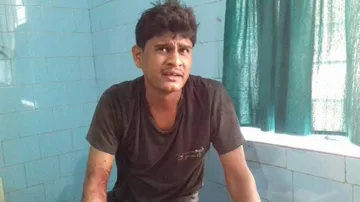 Girl critical after youth slits her throat over unrequited love