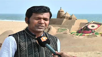 Set up sand art institute in Gujarat, PM tells Sudarsan