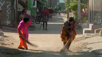 Odisha Girls Take Govt's 'Swachh Bharat Abhiyan' To The Next Level