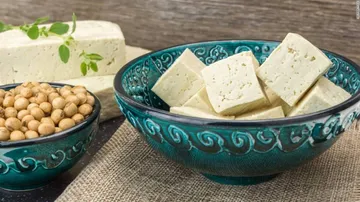 Tofu, soy milk can boost bone strength in women