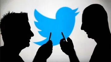Twitter introduces new feature to push more news links