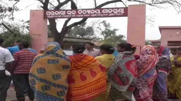 Parents lock up school over alleged impregnation of girl student