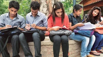 DRDO Recruiting Graduates, Diploma Holders For Over 110 Posts