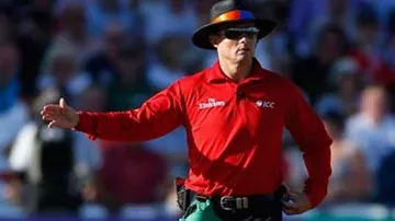 TV umpires to call no-balls for overstepping on trial basis