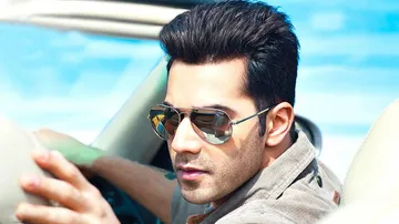 Varun Dhawan eats mindlessly: Badshah