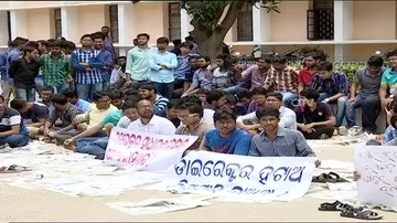New docs join VIMSAR as logjam continues
