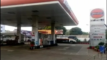 More petrol pumps shut shops in Berhampur