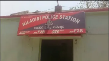 Eloping minor girl meets Balasore SP seeking protection