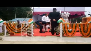 'VIP' Odisha minister turns loving 'father figure' in 24 hours!