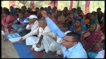 Pipilia locals sit on dharna; demand flyover on NH-215