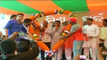 BJD, Congress leaders join BJP