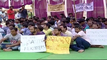 Odisha govt asks 116 PG doctors to report in VIMSAR