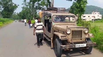 Class VI student jumps off moving jeep, dies