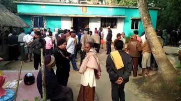 Dacoity bid foiled; one killed, two critical