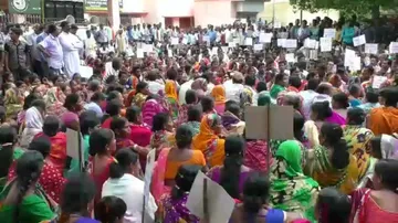 Locals stage protest demanding safety after tiger relocation in Satkosia