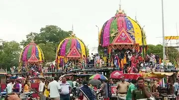 Baripada Rath Yatra: Balabhadra's chariot reaches Mausima temple