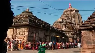 Temples decked up for Maha Shivaratri, cultural treat tonight