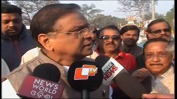 MP Nagendra vents anger on scribes for talking to Collector first