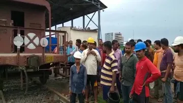 Narrow escape for labourers as train engine hits rail wagon in Paradip