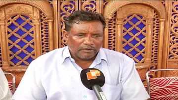 KIIT land grabbing: Chandradhwaja Sahoo threatens self immolation with family