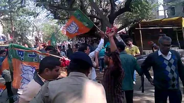 BJYM activists protest CM’s visit to Cuttack, detained